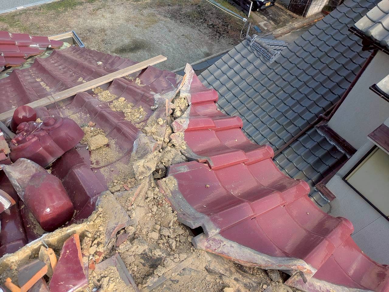 加古川市　隅棟の撤去状況